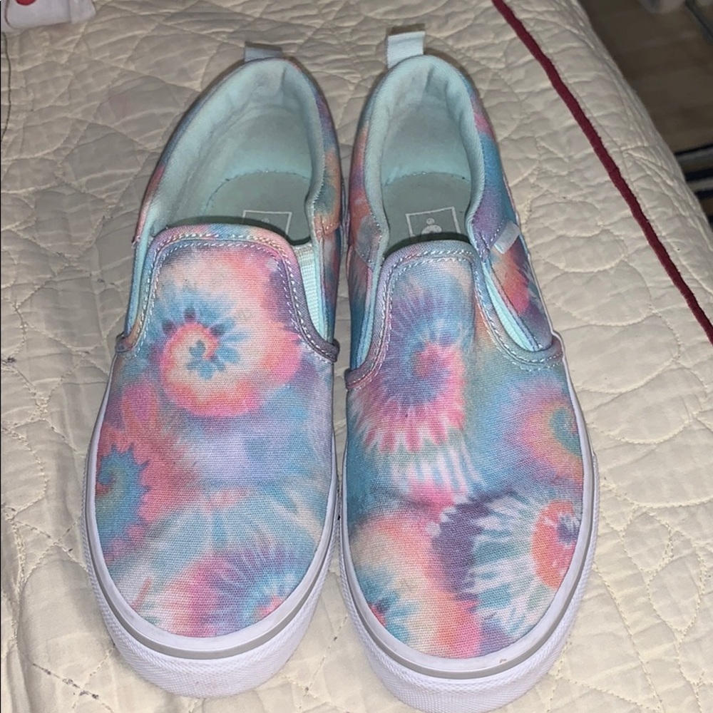 Vans slip on